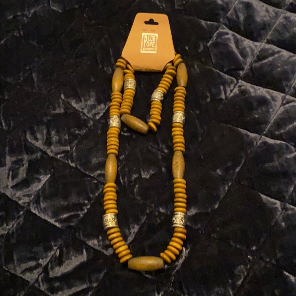 Wooden bracelet & necklace set